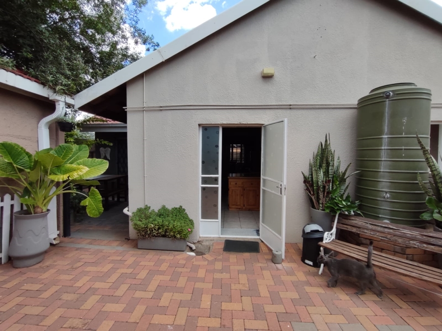 5 Bedroom Property for Sale in Stilfontein Ext 4 North West